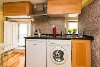 Ξενοδοχείο Lisbon Low Cost Apartments