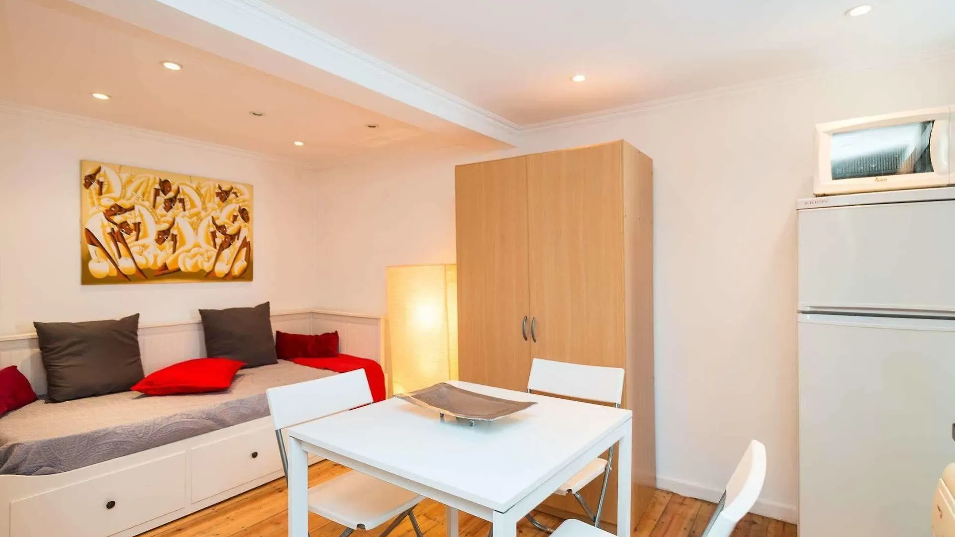 Ξενοδοχείο Lisbon Low Cost Apartments