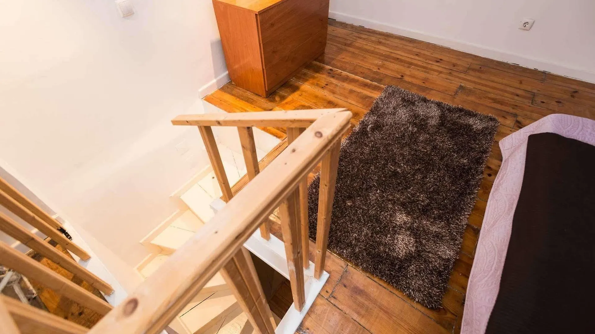 Lisbon Low Cost Apartments