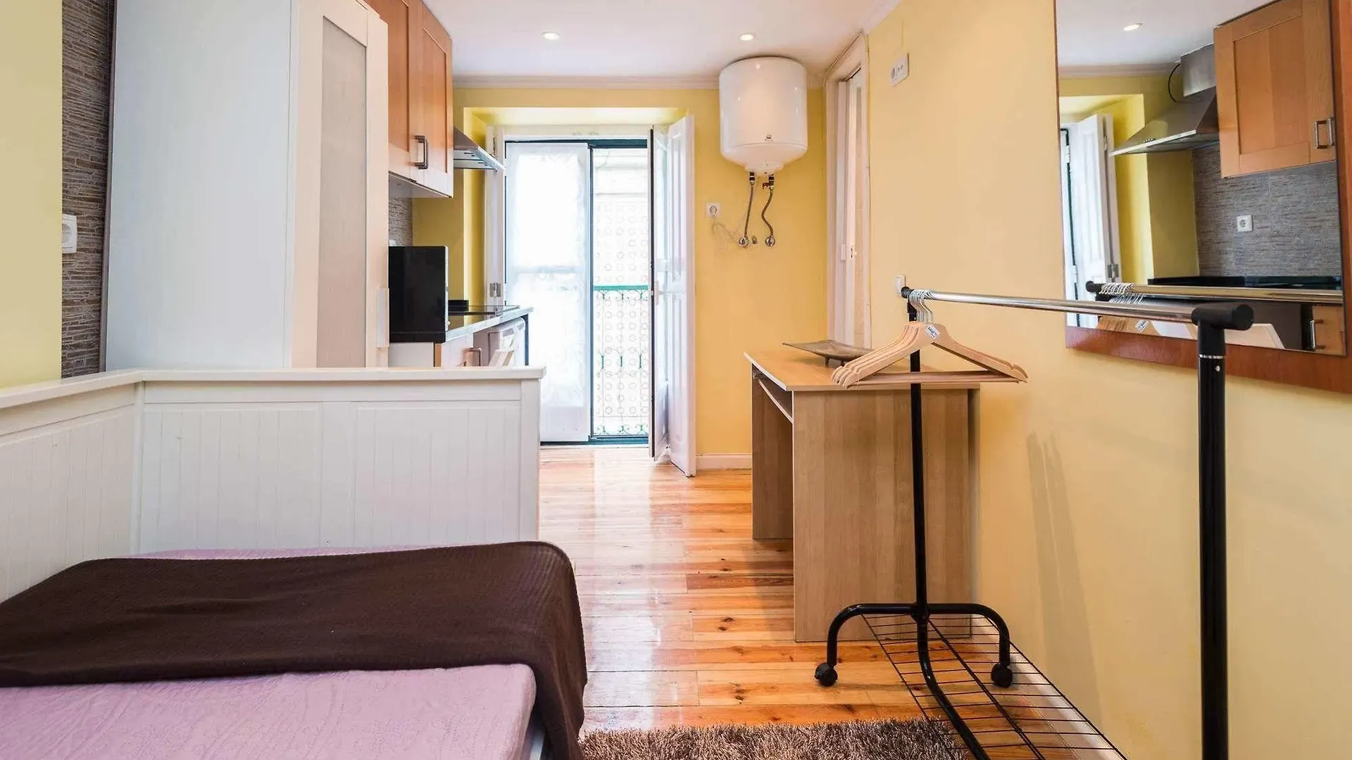 Lisbon Low Cost Apartments 0*,